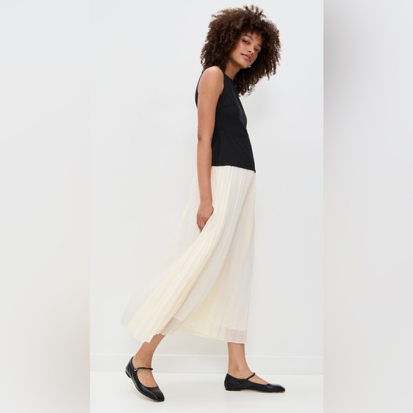 Moon River for | Urban Outfitters | NWT | Black & Ivory Tulle Pleated Midi Dress - Picture 11 of 13